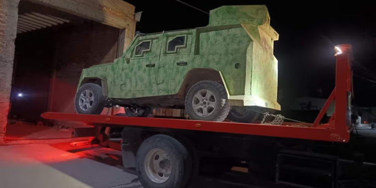 Aseguran vehículos blindados durante 3 operativos en Sonora; decomisan armas y distintas drogas