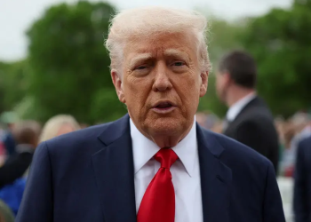 Harvard demanda a gobierno de Trump por recorte ‘ilegal’ a financiación