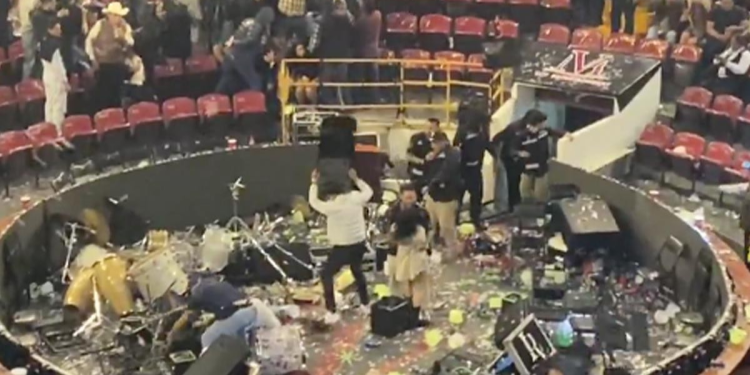 Causan destrozos en palenque de Texcoco durante concierto de Luis R Conriquez