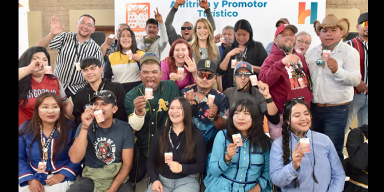 Gradúa Ayuntamiento de Hermosillo a primera generación de anfitriones turísticos étnicos y kineños