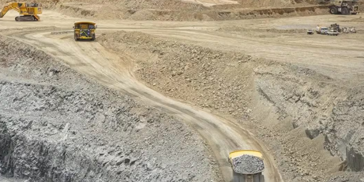 Mineras de oro que más que duplican en Bolsa la subida del metal precioso