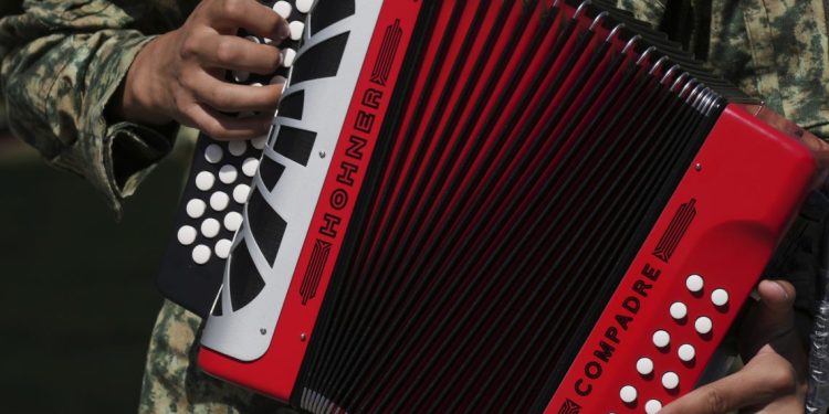 Sonora sin iniciativas para legislar sobre narcocorridos