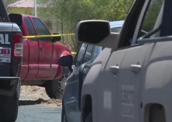 Detienen a Hombre tras Persecución en Carretera a Sahuaripa; Recuperan Auto Robado
