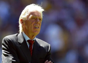 Murió Leo Beenhakker, legendario entrenador de futbol y ex director del América