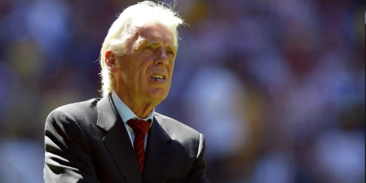 Murió Leo Beenhakker, legendario entrenador de futbol y ex director del América