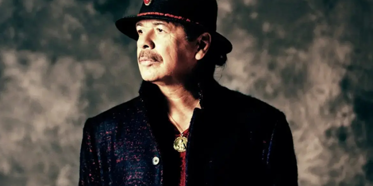 Carlos Santana es hospitalizado de emergencia