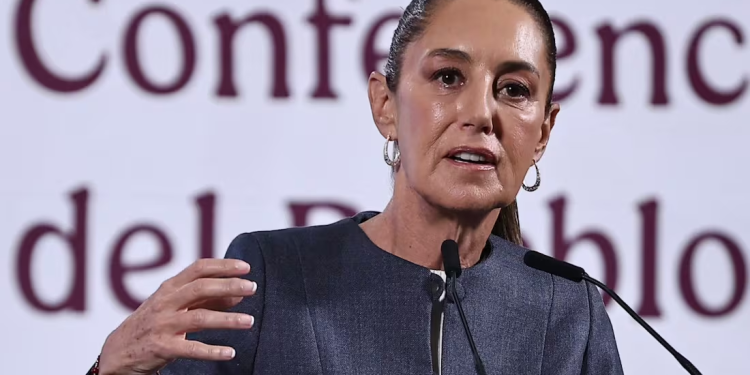 Sheinbaum enviará hoy iniciativa para prohibir propaganda extranjera; reprueba transmisión de spot antiinmigrante