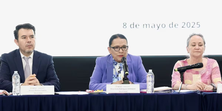 Rosa Icela Rodríguez habló con madres buscadoras; esto les dijo