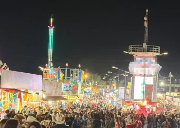 Personas Pierden 200 Mil Pesos en Juego de Dados en ExpoGan 2025; Investigan Presunto Fraude