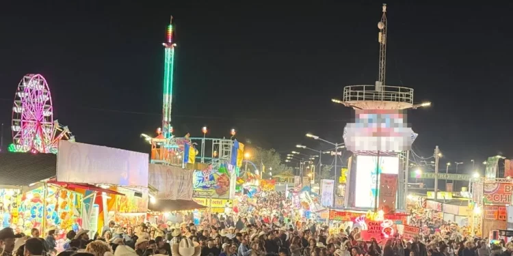 Personas Pierden 200 Mil Pesos en Juego de Dados en ExpoGan 2025; Investigan Presunto Fraude