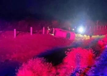 Muere Conductor al Volcar Auto en Carretera Federal Hermosillo – Guaymas