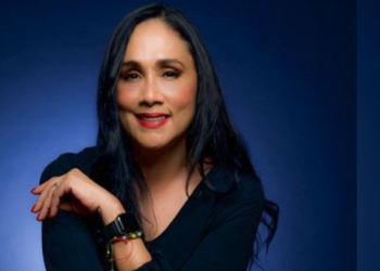 Periodista Adela Navarro recibe llamadas amenazantes; Artículo 19 exige le otorguen protección