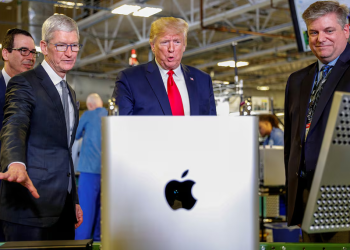 Trump amenaza a Apple con aranceles del 25% si no fabrica el iPhone en Estados Unidos