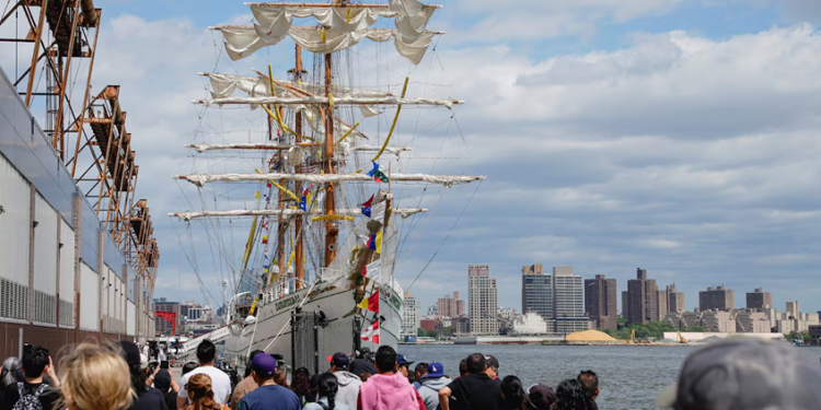 El Gobierno mexicano asegura que la maniobra del buque ‘Cuauhtémoc’ en Nueva York estuvo a cargo de un piloto de puerto estadounidense