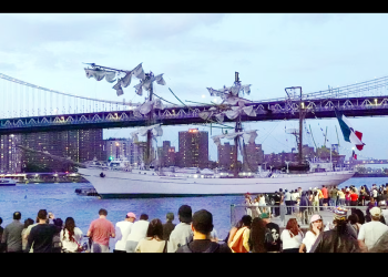 Dos tripulantes muertos al chocar el buque mexicano ‘Cuauhtémoc’ con el puente de Brooklyn