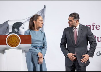 El cruce fronterizo de 17 familiares de Ovidio Guzmán agarra a contrapié al Gobierno de México