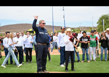 Durazo y mineros entregan Unidad Deportiva para niñas, niños y jóvenes del Río Sonora