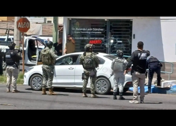 Enfrentamiento entre agente de la AMIC y delincuentes en CO; hieren a delincuente y detienen a tres