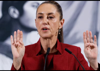 Sheinbaum habla con Trump: industria automotriz, acero y aluminio, los temas clave para mejorar balance comercial