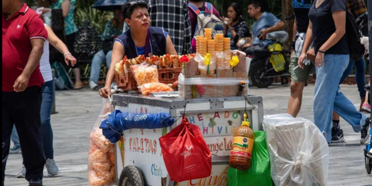 Alta tasa de informalidad en México y uno de los peores en productividad de la OCDE: Coparmex