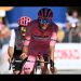 Isaac Del Toro hace sprint espectacular para defender la maglia rosa