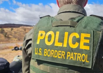 EU cambiará rutas de deportación hacia el centro y sur de México; ya no pasarán por Nogales