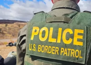 Bajo asedio racista: Comunidad migrante en Arizona sufre de acoso por parte de autoridades
