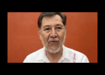 Noroña truena contra la “derecha carroñera” por “querer lucrar” con el caso del buque en NY