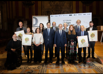 Los Ortega y Gasset llaman a ejercer un periodismo que incomode ante el auge de los autoritarismos