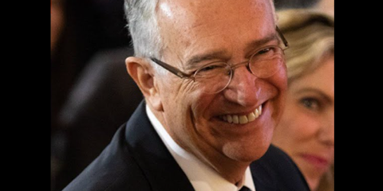 Salinas Pliego consumió 63% de su capital entre 2024 y 2025, dice Forbes