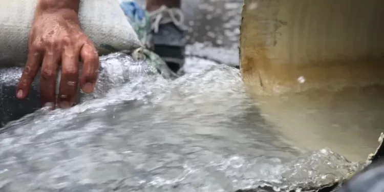 Huachicoleo de agua: así es cómo los grupos criminales han agravado la crisis hídrica