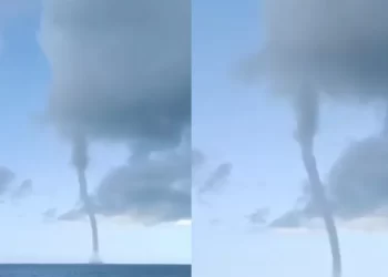 Captan Sorprendente Tromba Marina en Puerto Peñasco