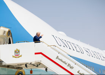 EE UU acepta formalmente el avión de Qatar para uso de Donald Trump