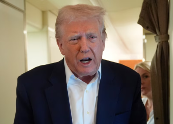 Donald Trump confirma que ofreció a Claudia Sheinbaum enviar tropas a México