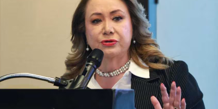 Yasmín Esquivel encabeza preferencias para la Corte