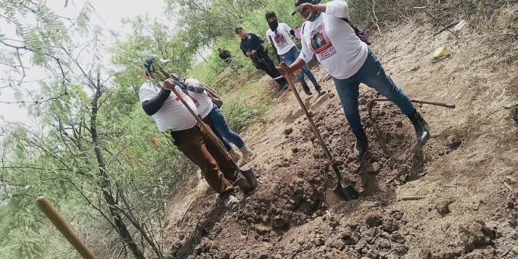 Fiscalía de Sonora confirma hallazgo de madres buscadoras: hay osamentas en el Valle del Yaqui