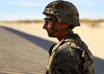 EU crea nuevas zonas militares en la frontera con México