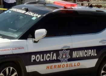 Hombre es Herido por Una Bala Perdida Mientras Descansaba en Escalinatas de Hermosillo