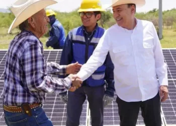 Sonora avanza con tercera fase de la planta fotovoltaica Puerto Peñasco