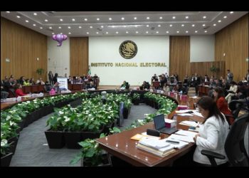 Retira INE 45 triunfos en elección judicial por no tener promedio mínimo