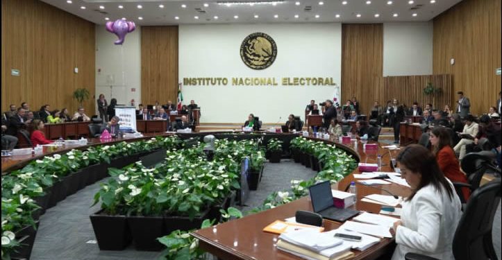 Retira INE 45 triunfos en elección judicial por no tener promedio mínimo