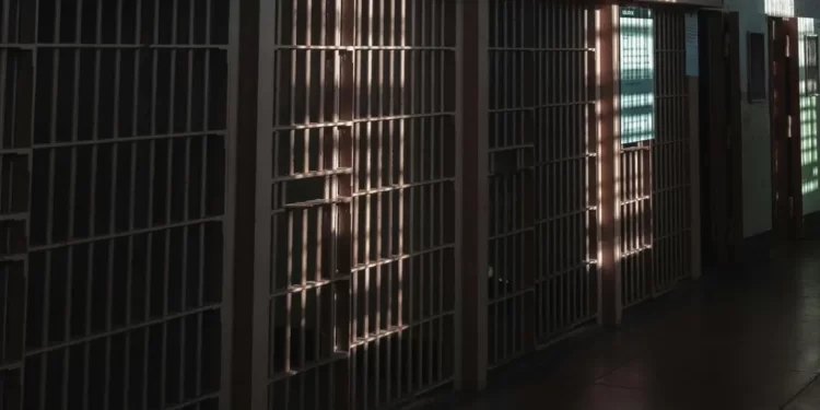 Fiscalía Investiga Muerte de Hombre Dentro de Celda de Prisión en Moctezuma