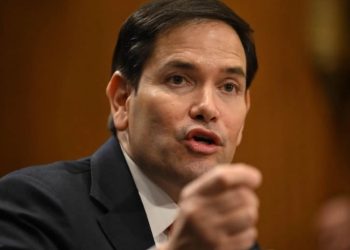 Pide Rubio a China que interceda para evitar que Irán cierre estrecho de Ormuz
