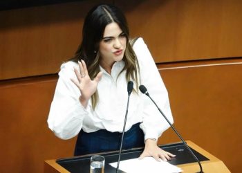 Declina Andrea Chávez contender por presidencia del Senado