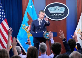 Operación Martillo de Medianoche contra Irán: 125 aviones y 75 proyectiles con 14 bombas de más de 13.000 kilos