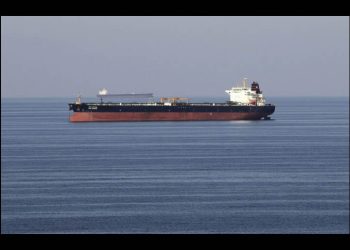 El Parlamento iraní aprueba el cierre del estrecho de Ormuz