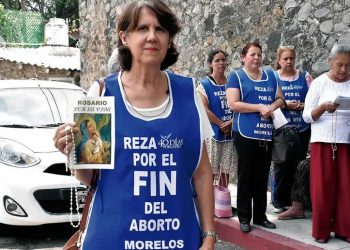 Rezos, castigos y amenazas: así opera la cruzada contra el aborto en México