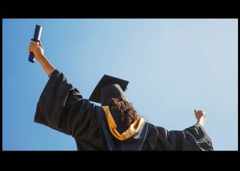 Una joven de 18 años rompió récord al ser aceptada en 53 universidades con casi USD 2 millones en becas