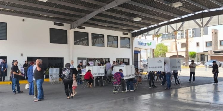 Reportan el 98.5% de las casillas abiertas en Sonora al corte del mediodía