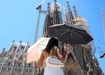 Ola de calor asfixia el sur de Europa; temperaturas alcanzan los 46 grados